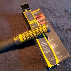 IT Cosmetics Lash Blow Out Mascara